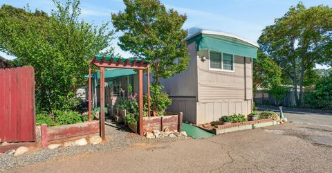 3945 Grass Valley Hwy #28, Auburn, CA 95602 Photo