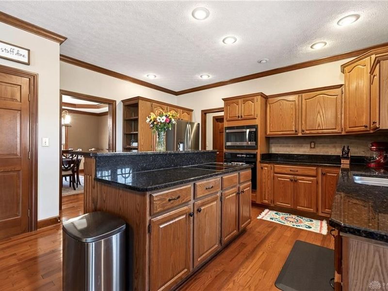 611 Southern Belle Boulevard, Beavercreek, OH 45434 Photo 11