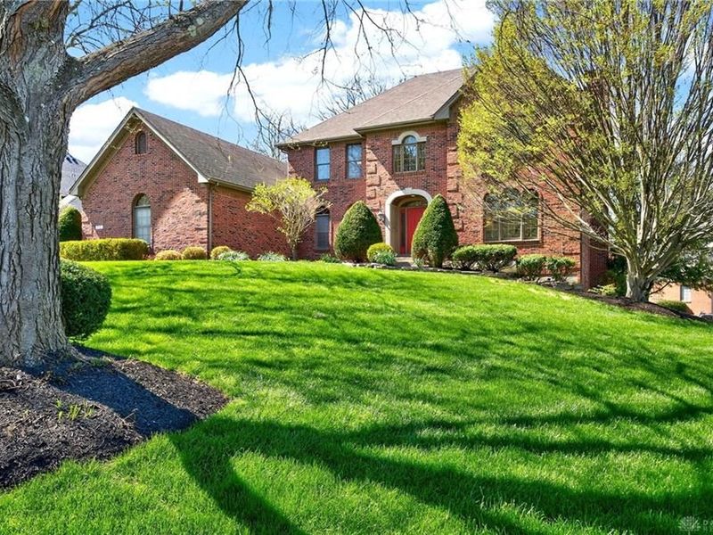 611 Southern Belle Boulevard, Beavercreek, OH 45434 Photo 2