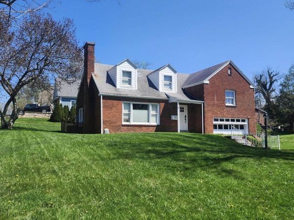 472 Kiwanis Avenue, Morgantown, WV 26505