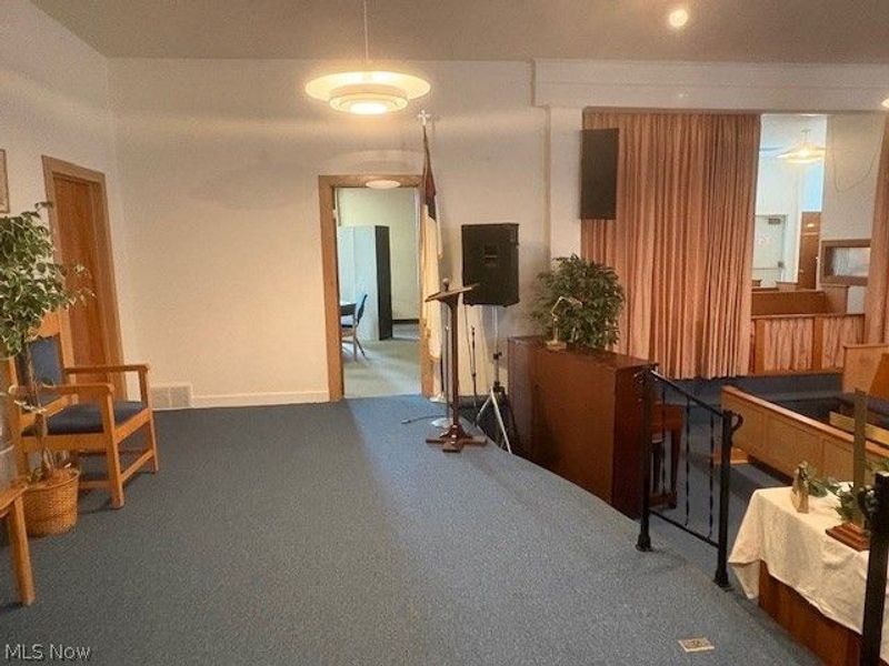 1951 Parkman Road, Warren, OH 44485 Photo 13