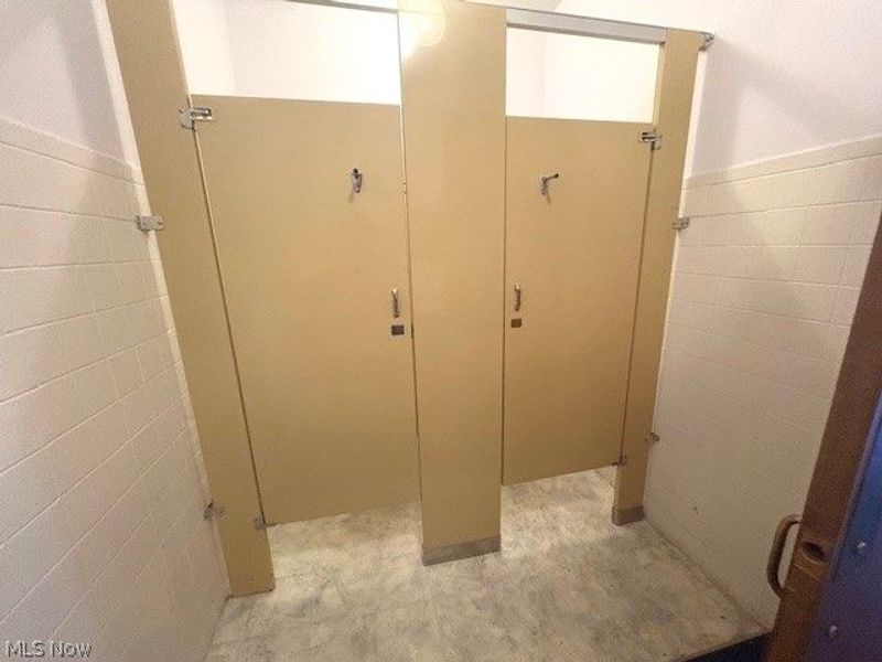 1951 Parkman Road, Warren, OH 44485 Photo 40