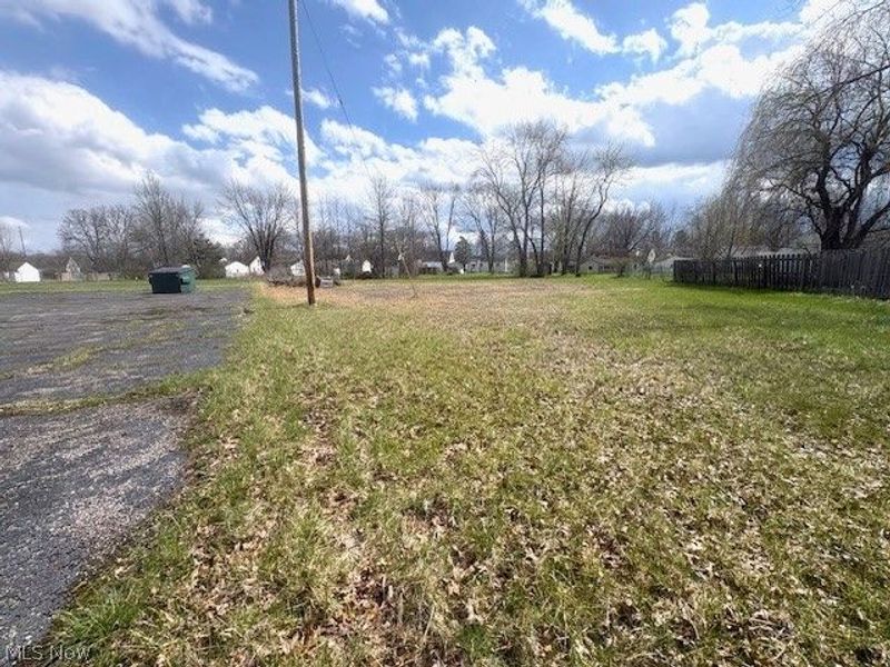 1951 Parkman Road, Warren, OH 44485 Photo 46