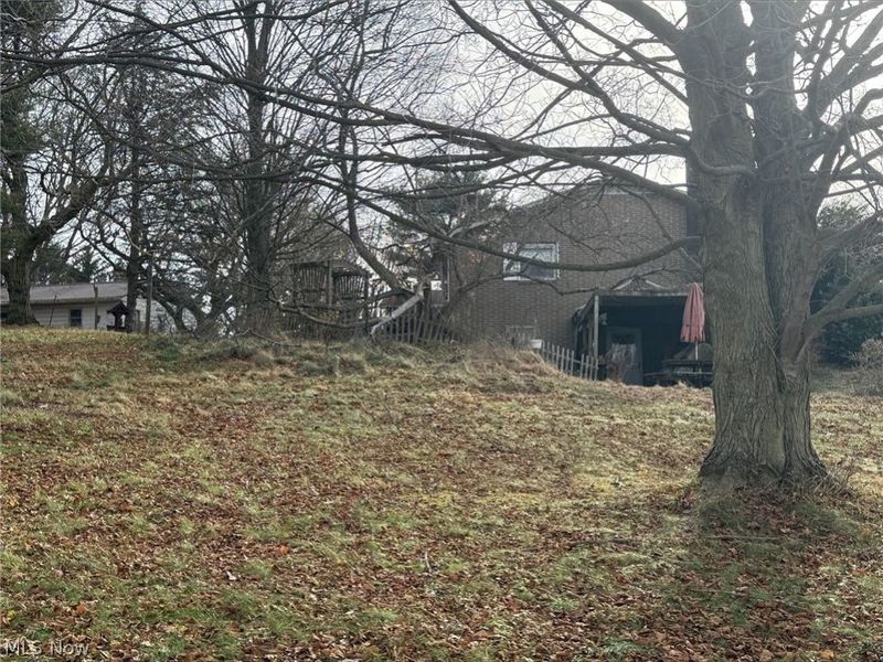 10875 Dolphin Street SW, Beach City, OH 44608 Photo 5