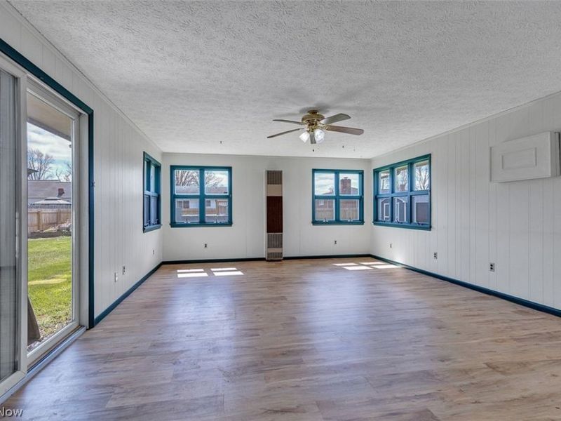 3827 Valleyview Drive, Lorain, OH 44053 Photo 15