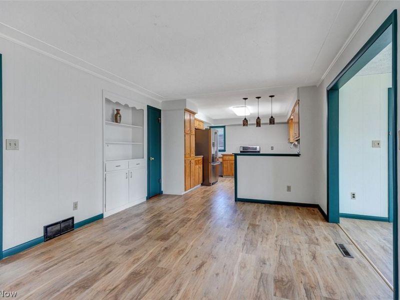 3827 Valleyview Drive, Lorain, OH 44053 Photo 9