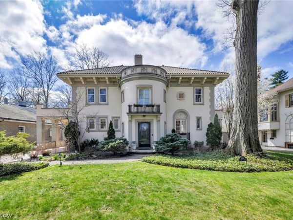 2992 Monmouth Road, Cleveland Heights, OH 44118