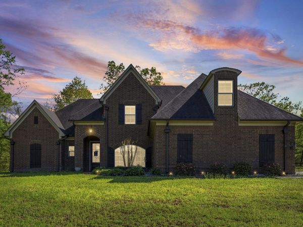 1795 GAINES RD, Hernando, MS 38632