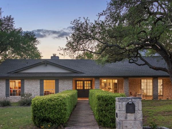 8400 Candelaria DR, Austin, TX 78737