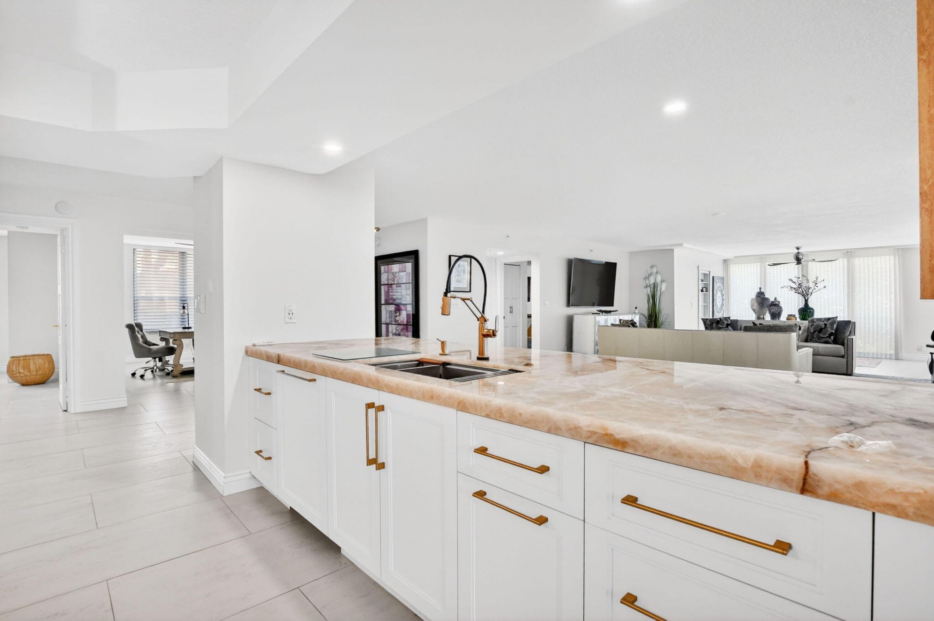 7233 Promenade Drive, Unit 101, Boca Raton, FL 33433 Photo