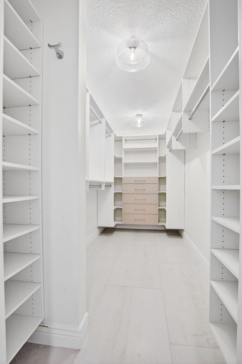 7233 Promenade Drive, Unit 101, Boca Raton, FL 33433 Photo