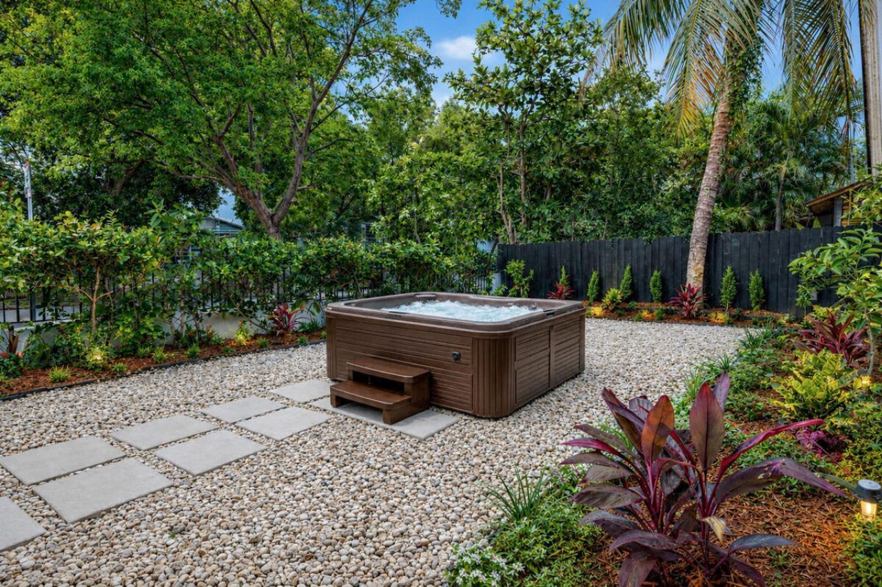 100 NW 40th Street, Miami, FL 33127 Photo