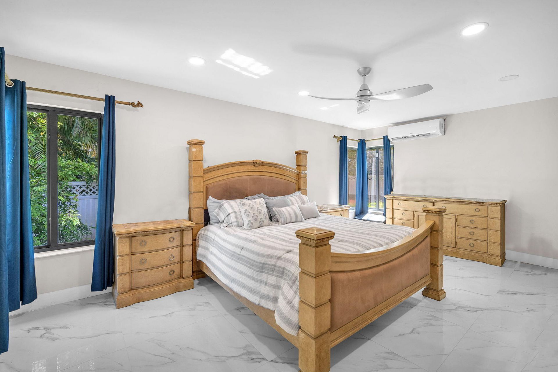 11490 W Biscayne Canal Road, Miami, FL 33161 Photo