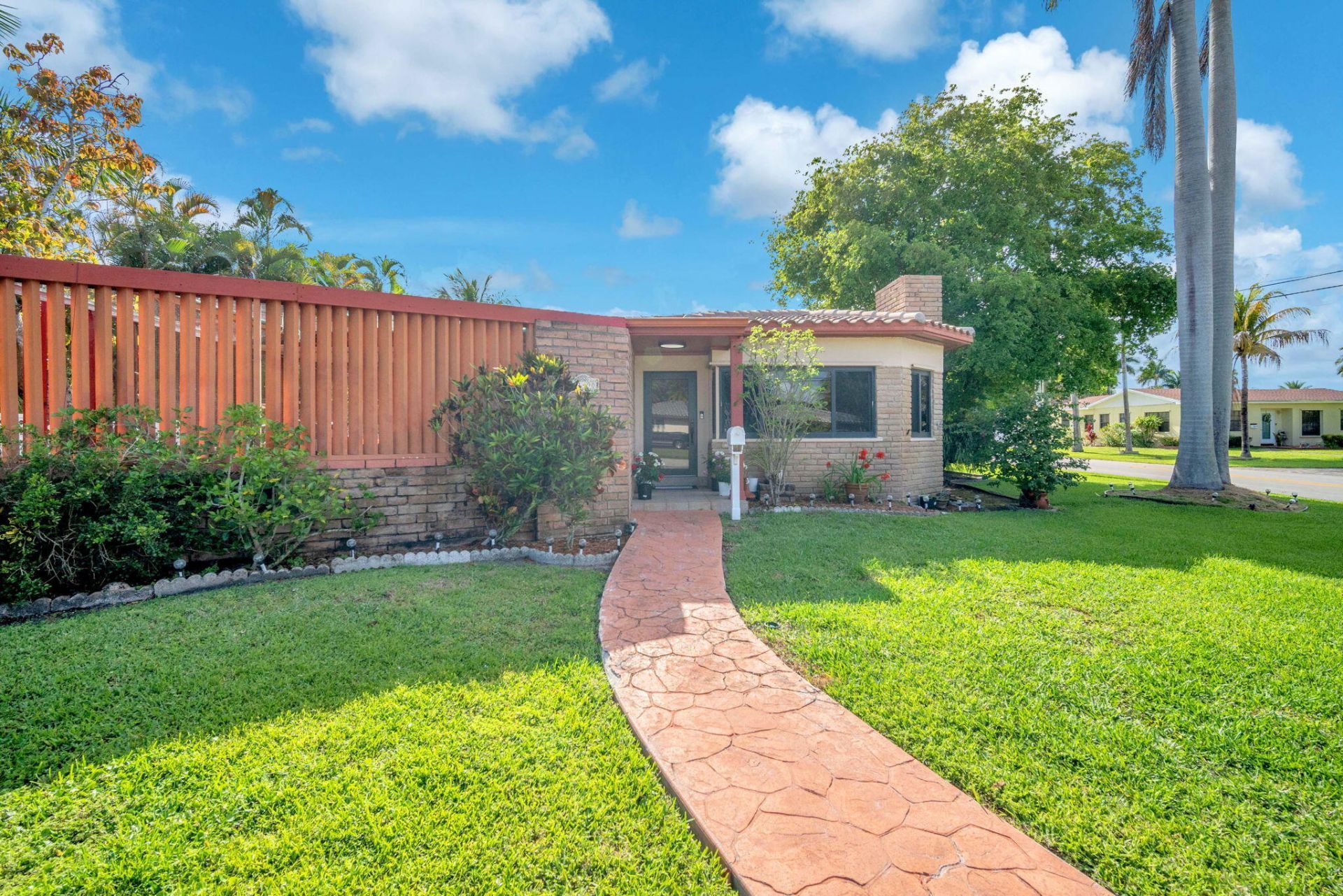 11490 W Biscayne Canal Road, Miami, FL 33161 Photo