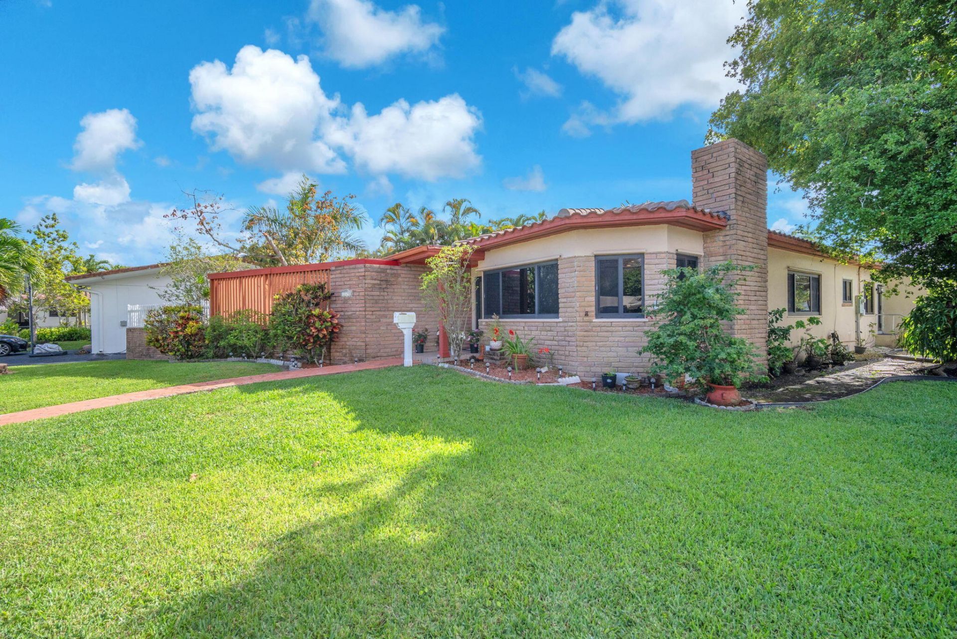 11490 W Biscayne Canal Road, Miami, FL 33161 Photo