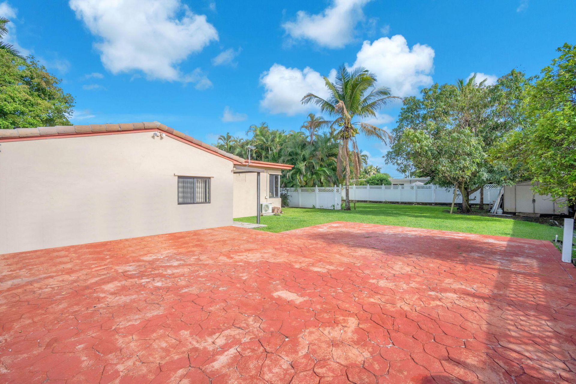 11490 W Biscayne Canal Road, Miami, FL 33161 Photo