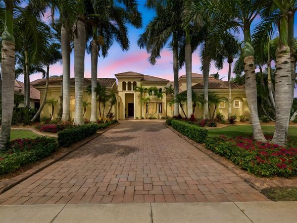 5416 TYBEE ISLAND DRIVE , APOLLO BEACH, FL 33572