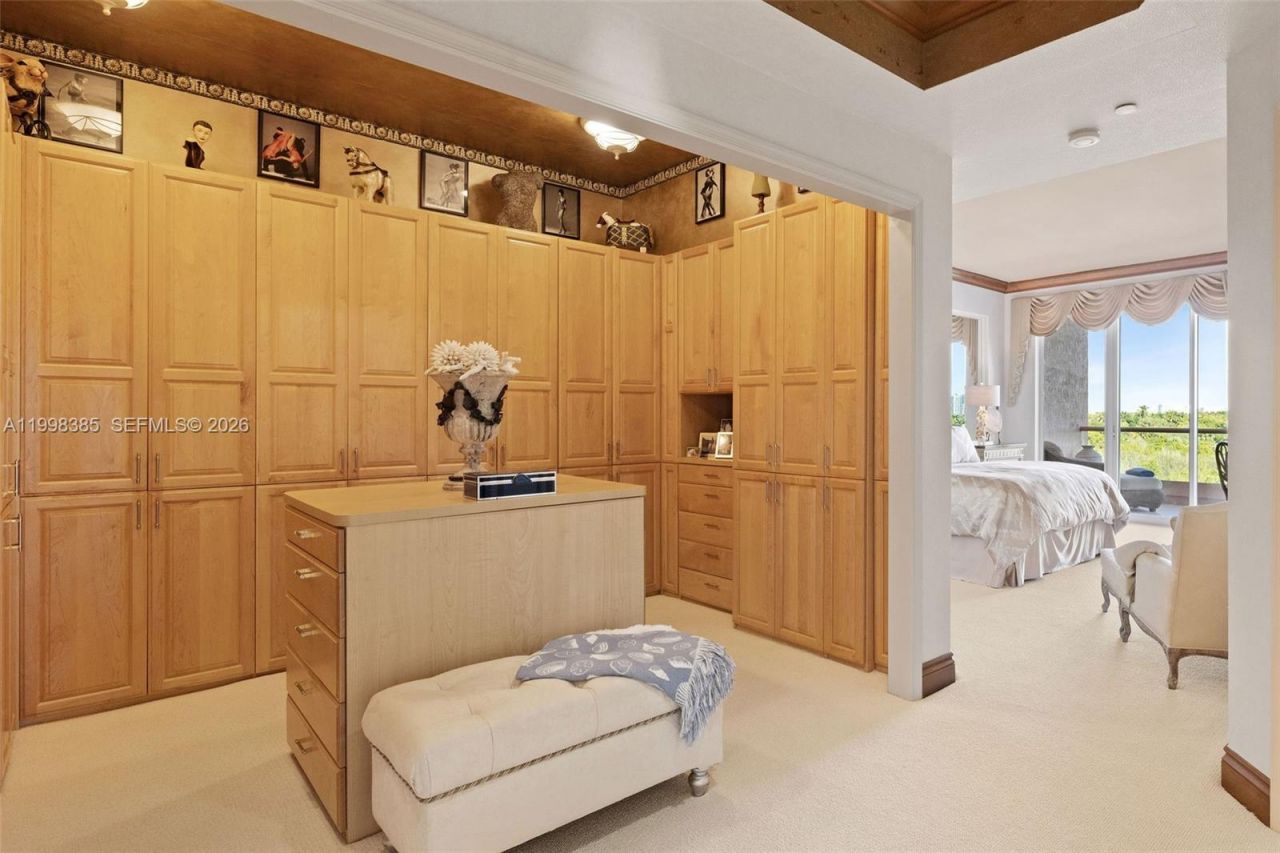 10 Edgewater Dr, Unit 7G, Coral Gables, FL 33133 Photo