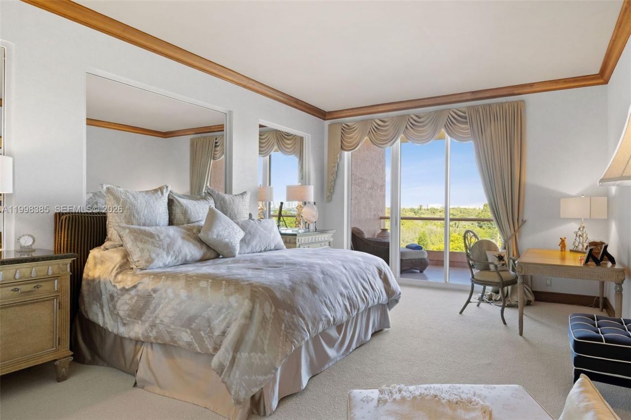 10 Edgewater Dr, Unit 7G, Coral Gables, FL 33133 Photo