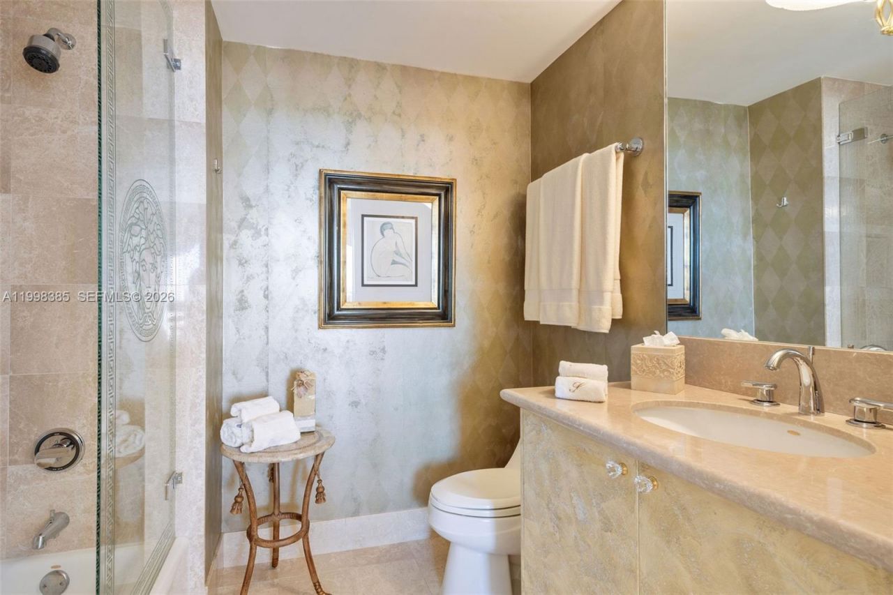 10 Edgewater Dr, Unit 7G, Coral Gables, FL 33133 Photo