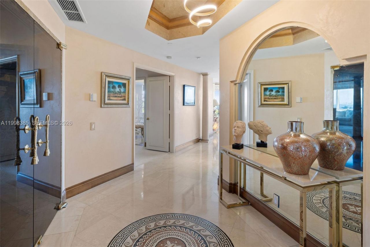 10 Edgewater Dr, Unit 7G, Coral Gables, FL 33133 Photo