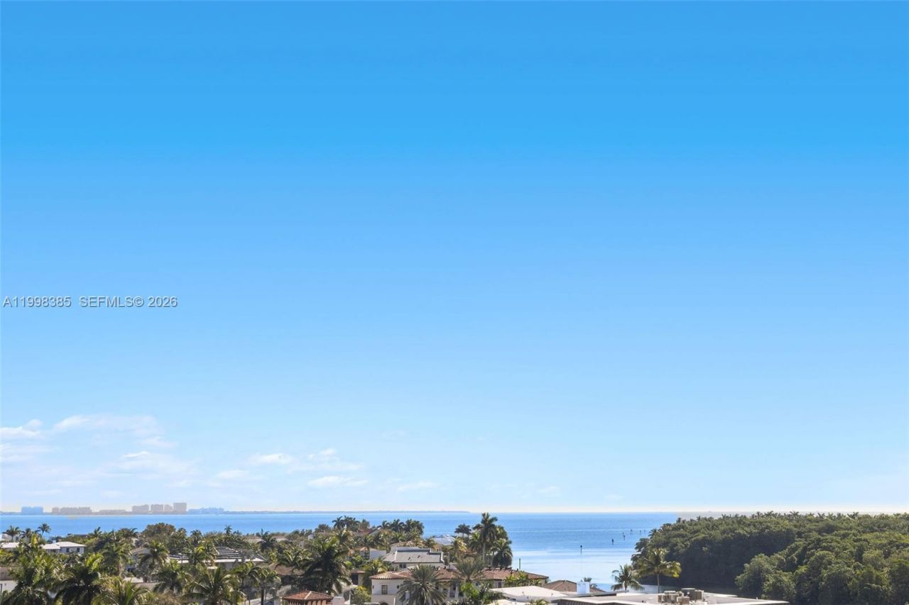 10 Edgewater Dr, Unit 7G, Coral Gables, FL 33133 Photo