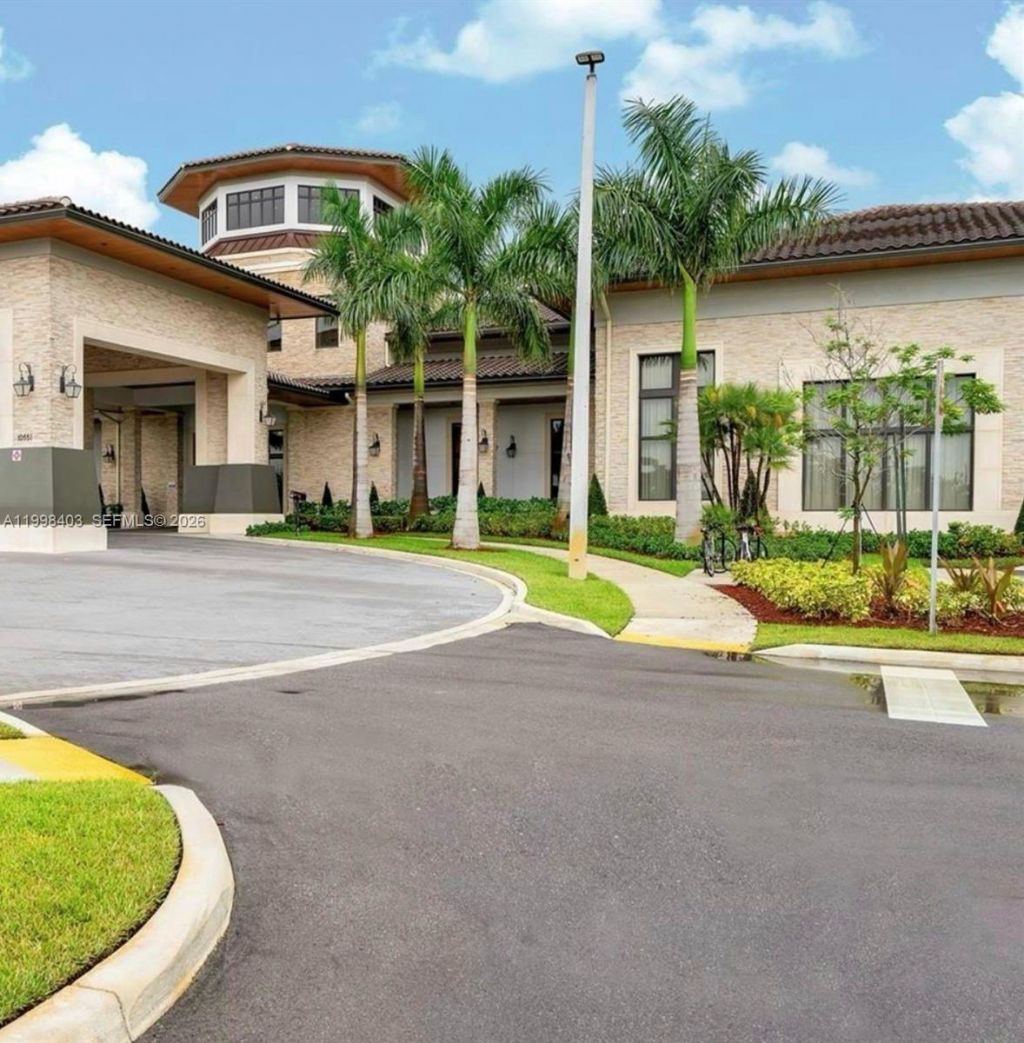 10620 NW 88th St, Unit 204, Doral, FL 33178 Photo