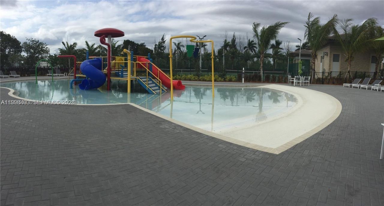 10620 NW 88th St, Unit 204, Doral, FL 33178 Photo