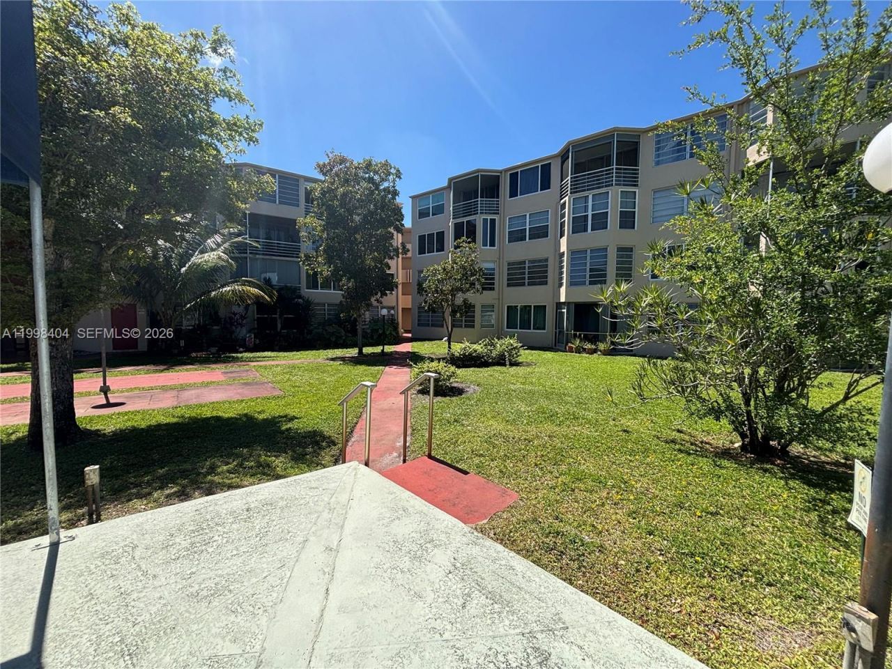 1501 NE 191st St, Unit C211, Miami, FL 33179 Photo