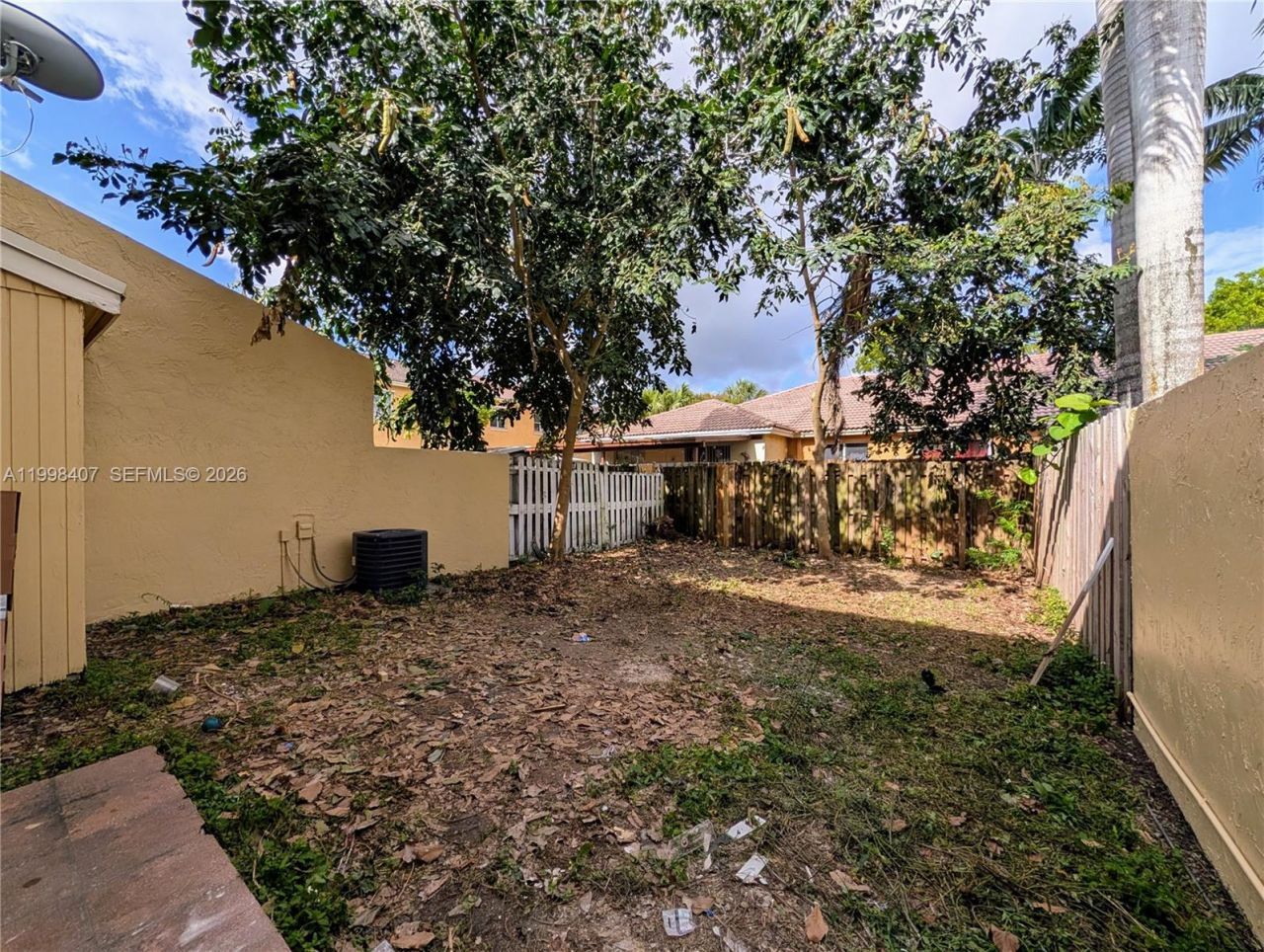 58 SW 14th Ter, Homestead, FL 33030 Photo