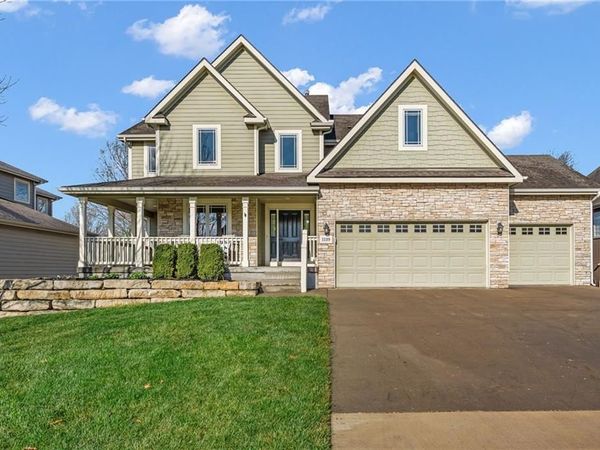 1119 Sawhill Drive, Lawrence, KS 66049