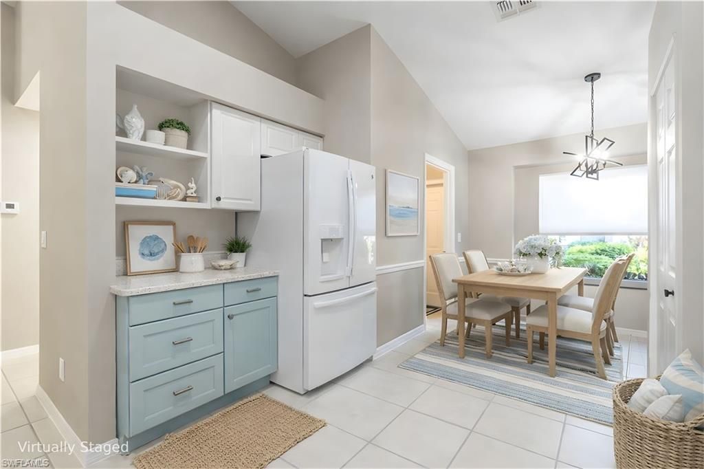 1704 Royal Cir, Unit 602, Naples, FL 34112 Photo
