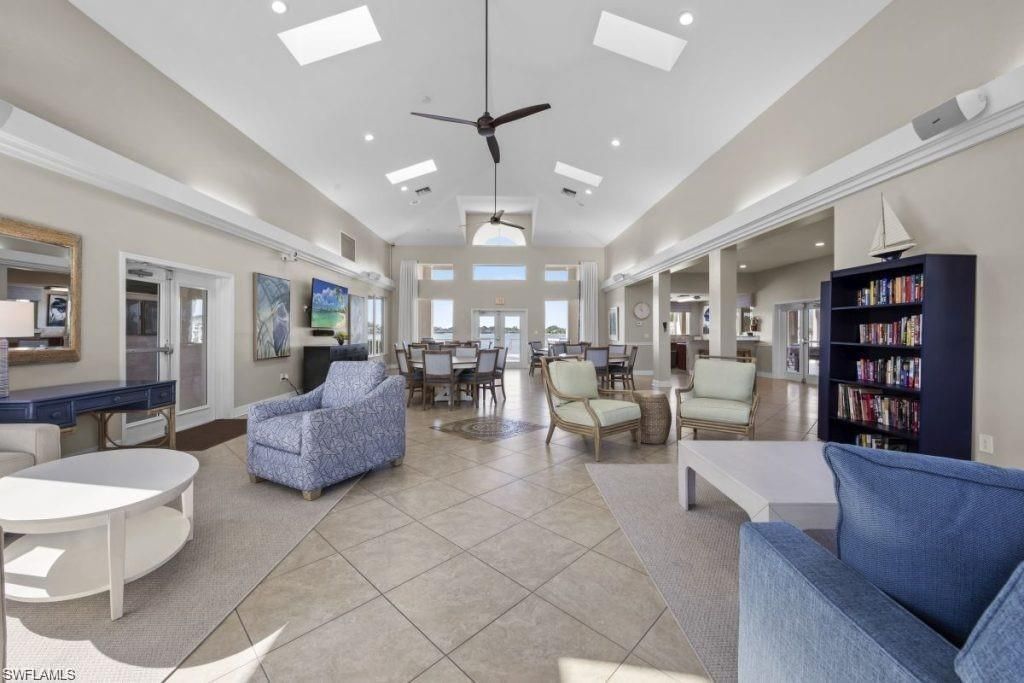 1704 Royal Cir, Unit 602, Naples, FL 34112 Photo