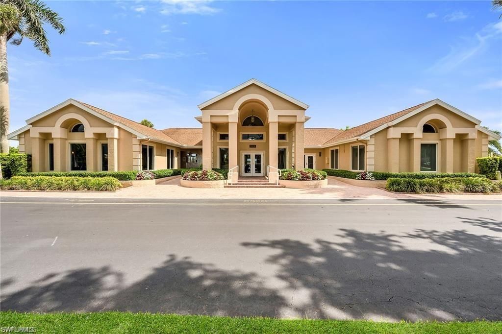 1704 Royal Cir, Unit 602, Naples, FL 34112 Photo