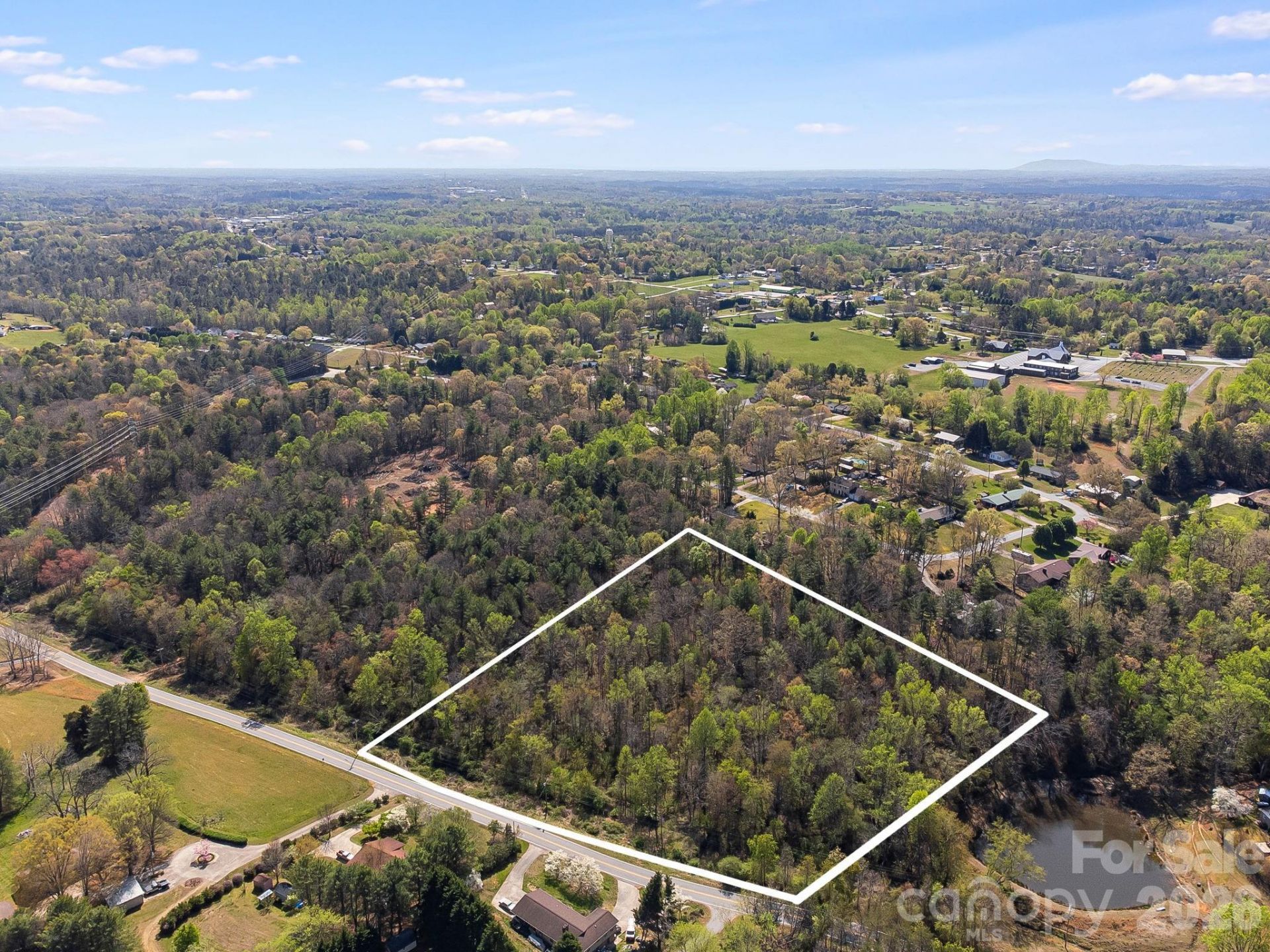 99999 Hudson Cajah Mountain Road, Hudson, NC 28638 Main Photo