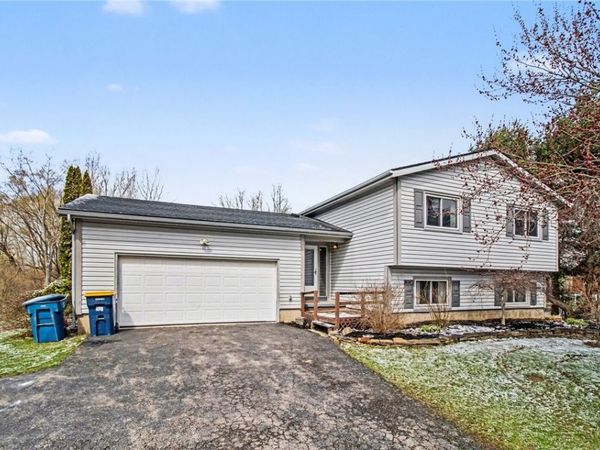 1333 Whitney Road, Ontario, NY 14519