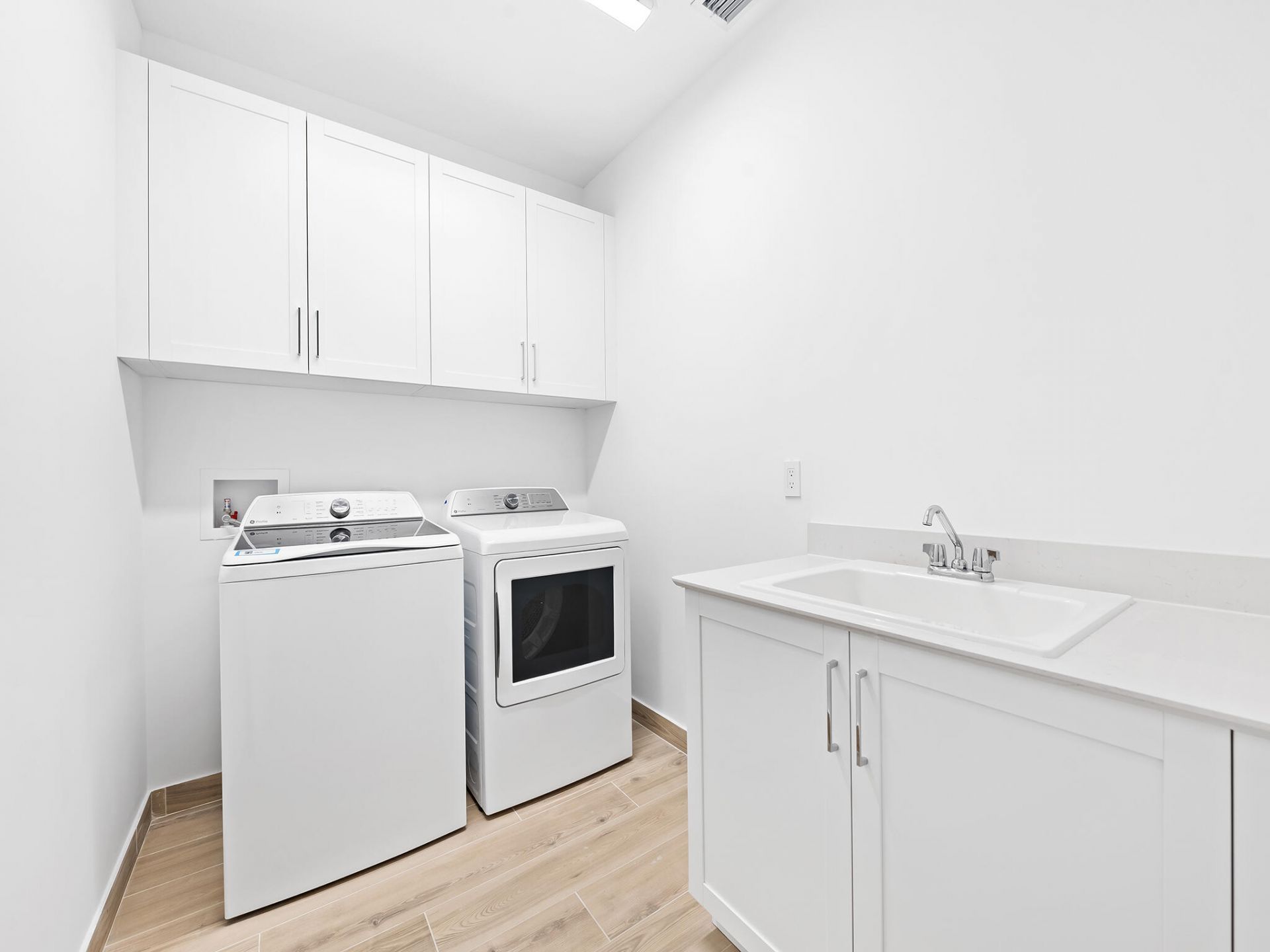 1429 SW 23rd Court, Fort Lauderdale, FL 33315 Photo