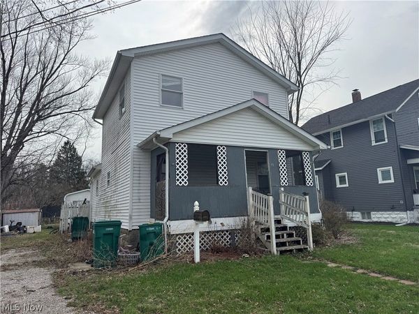 45 S Cedar Street , Geneva, OH 44041