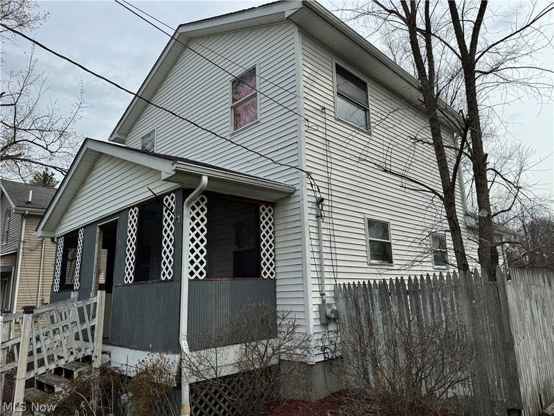 45 S Cedar Street, Geneva, OH 44041 Photo 2