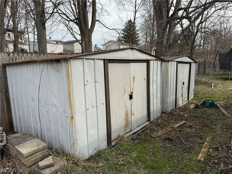 45 S Cedar Street, Geneva, OH 44041 Photo 3