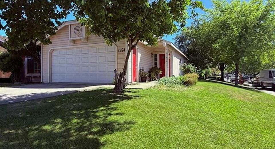 2924 Merle Ave, Modesto, CA 95355 Photo