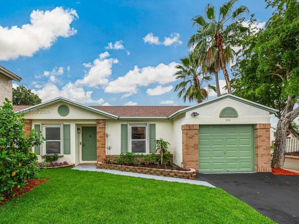 526 Danville Ter, Davie, FL 33325