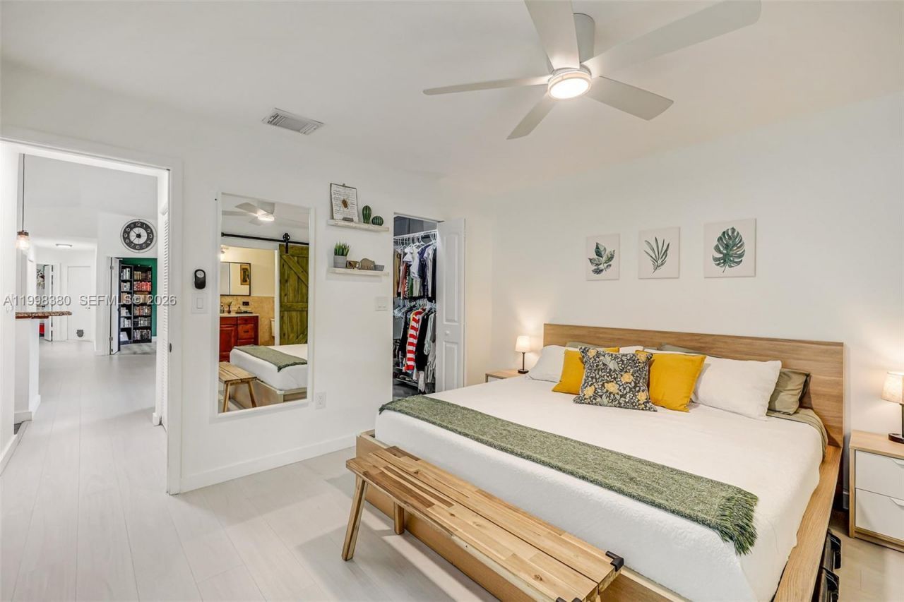 526 Danville Ter, Davie, FL 33325 Photo