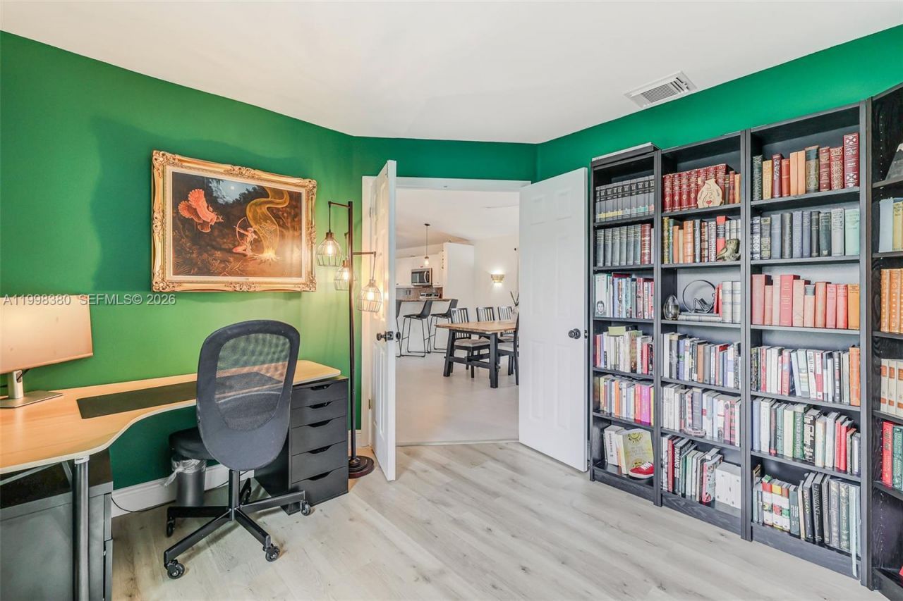 526 Danville Ter, Davie, FL 33325 Photo