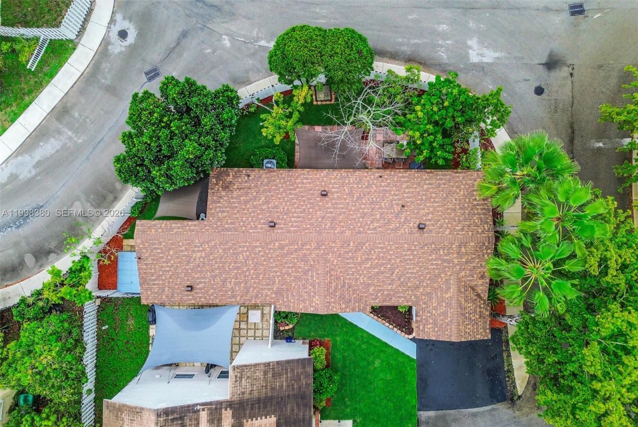 526 Danville Ter, Davie, FL 33325 Photo