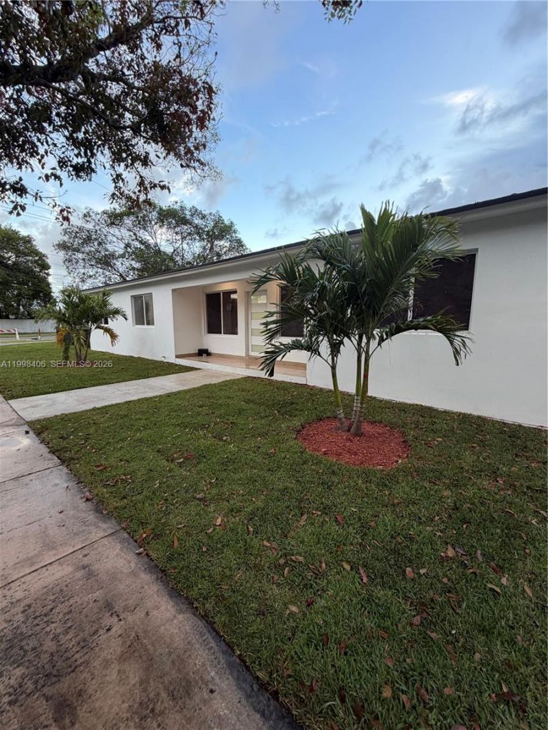 596 Ragan Dr, Miami Springs, FL 33166 Photo