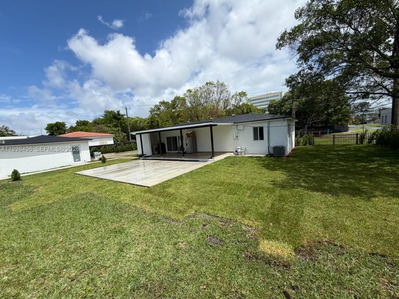 596 Ragan Dr , Miami Springs, FL 33166 Photo