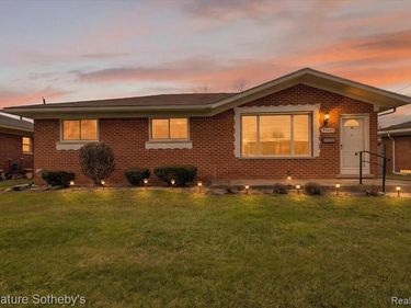 29469 Palomino Drive, Warren, MI 48093