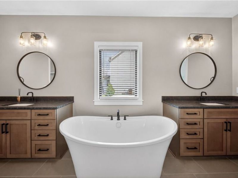 2071 Lanterman Circle, Hinckley, OH 44233 Photo 22