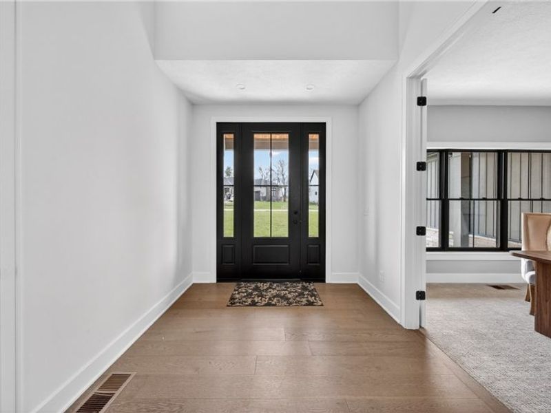 2071 Lanterman Circle, Hinckley, OH 44233 Photo 3